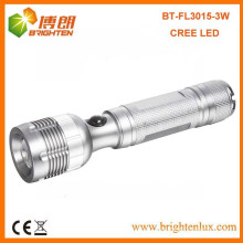 Фабричная поставка Высокомощный алюминиевый регулируемый проблесковый свет факела проблескового света факела кривого 3Watt XPE R2 3With